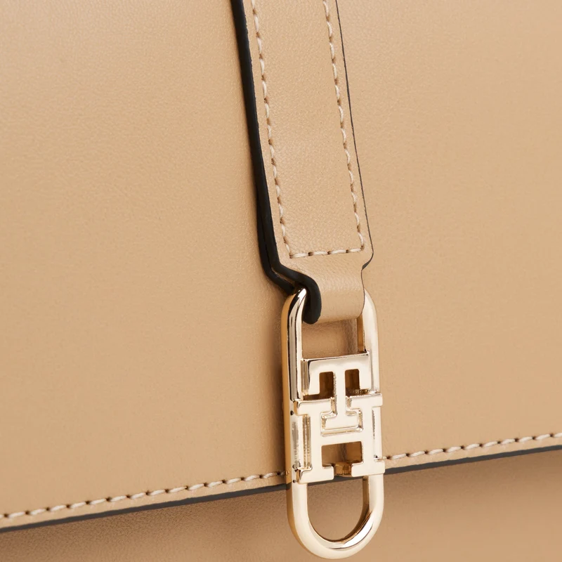 Tommy Hilfiger Libre Crossover - Bolso bandolera 23.5 cm (safari canvas)