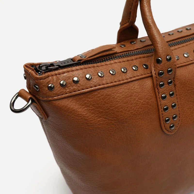 Kalani bolso tote con asa bandolera y detalles metálicos ED.