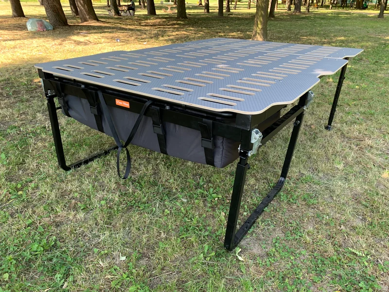 Under-bed storage box