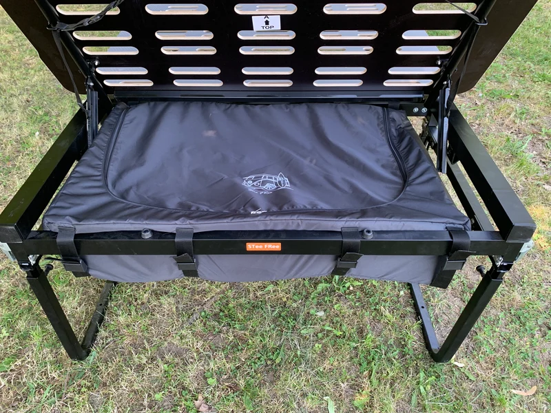 Under-bed storage box