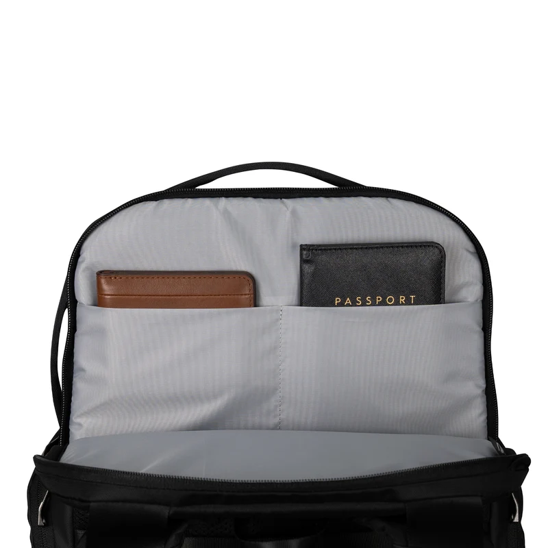 Mochila Pro-Tek® Tech de 16 pulgadas