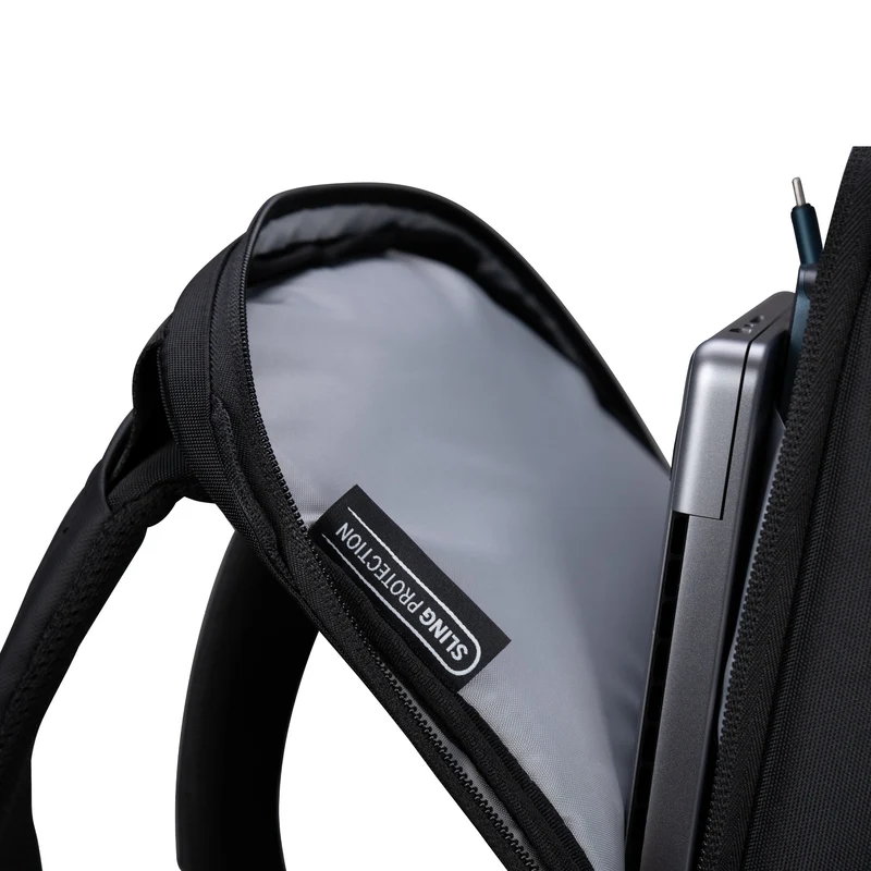 Mochila Pro-Tek® Tech de 16 pulgadas