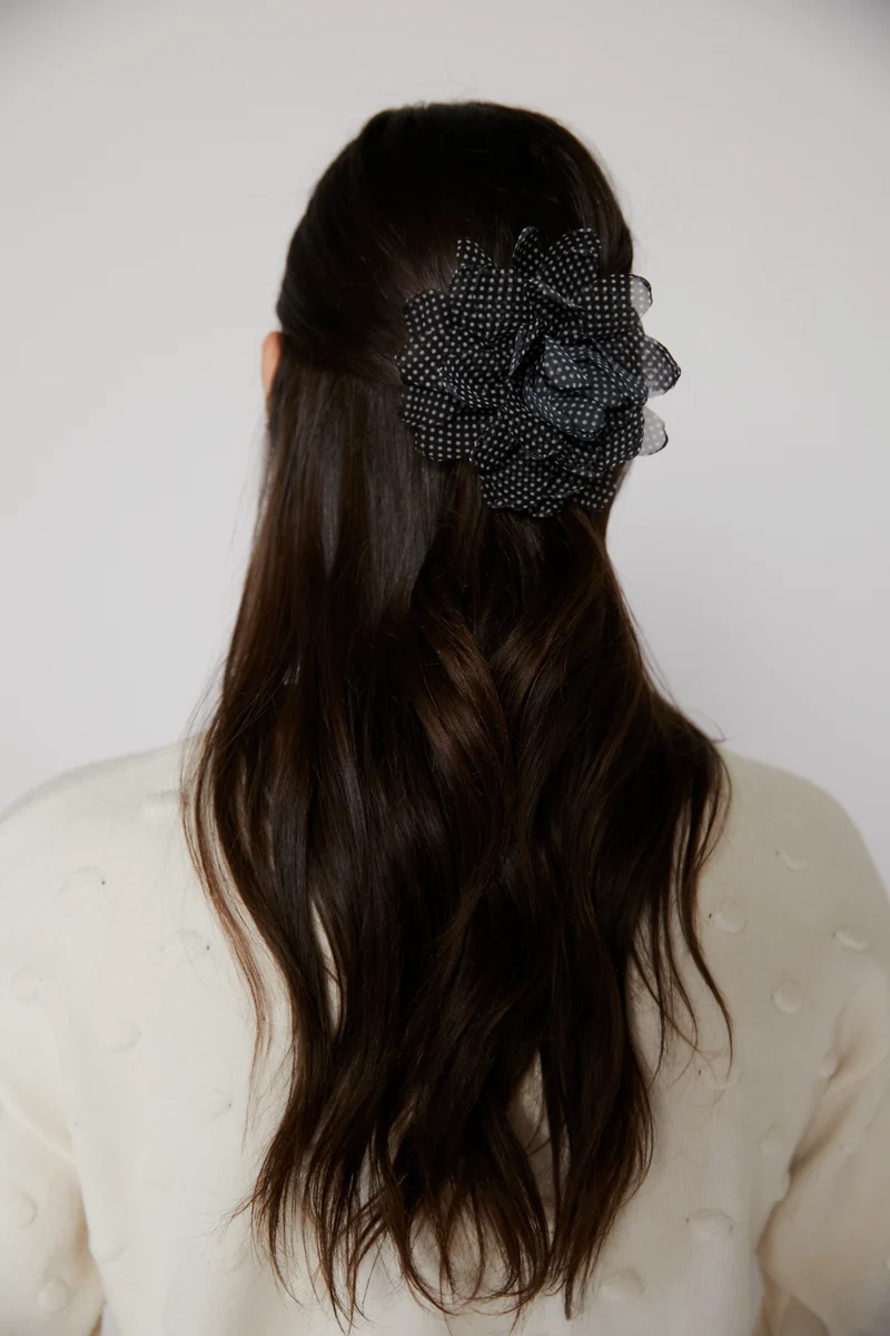 Horquilla flor lunares negro