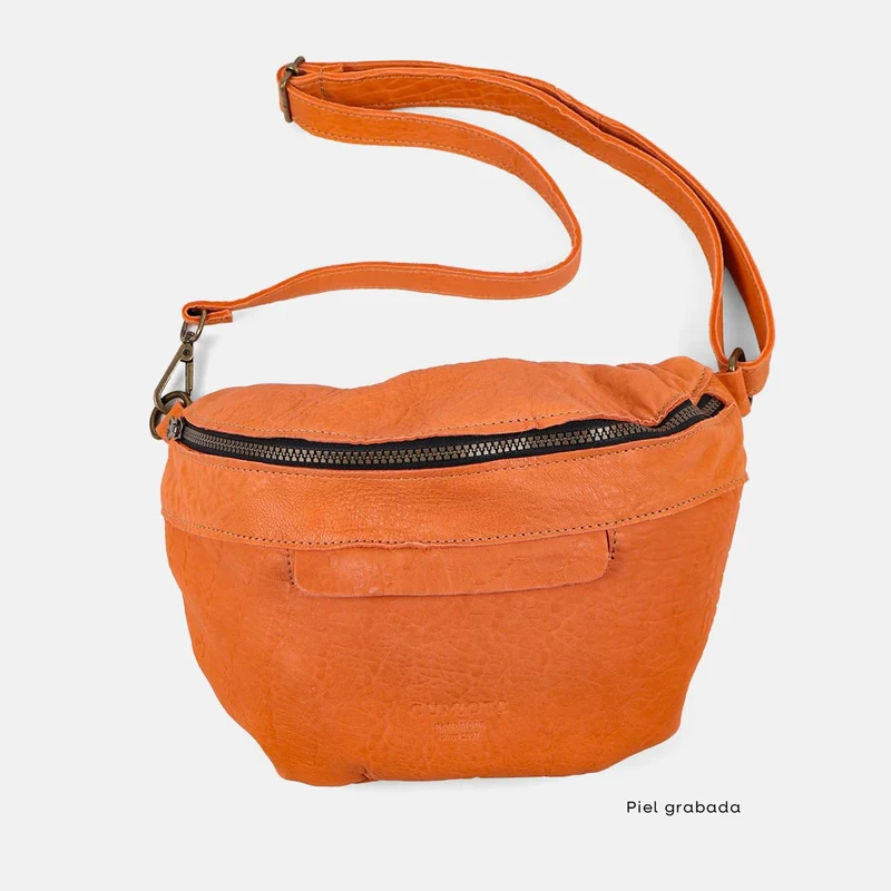 Bandolera tipo riñonera mediana CUIROTS Australia de piel