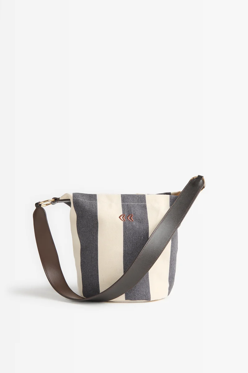 BOLSO CUBO NEGRO