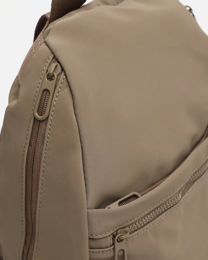 Sakari mochila antirrobo
