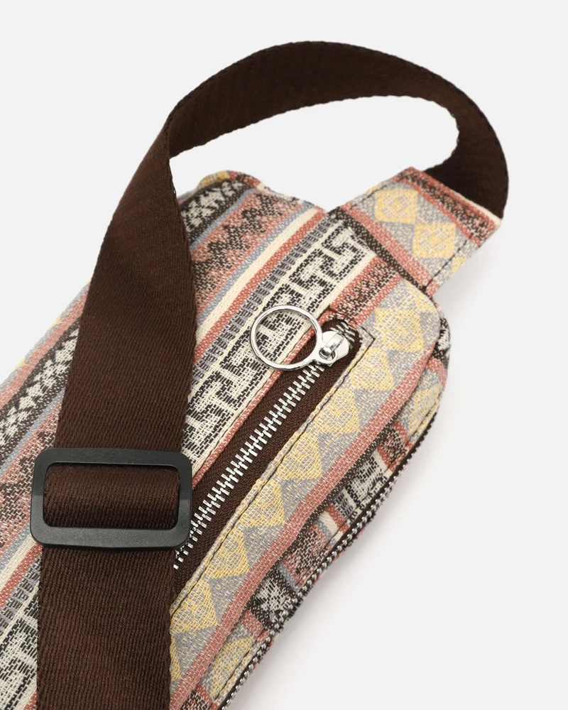 Jaka riñonera con estampado jacquard