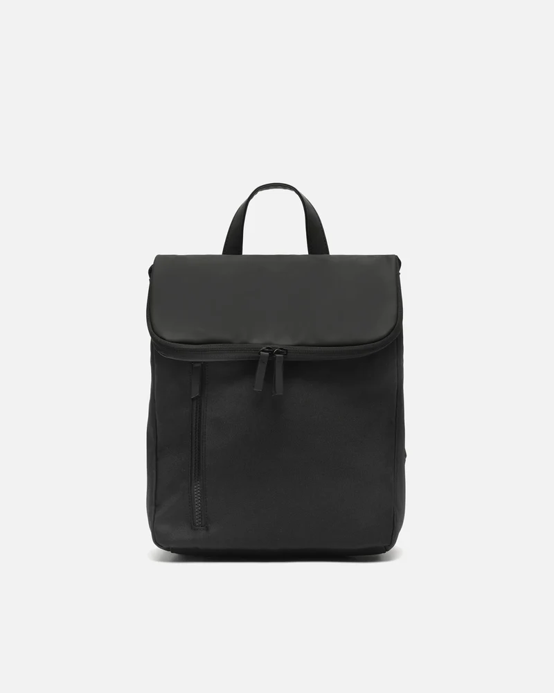 Senay mochila con solapa en nylon ED.