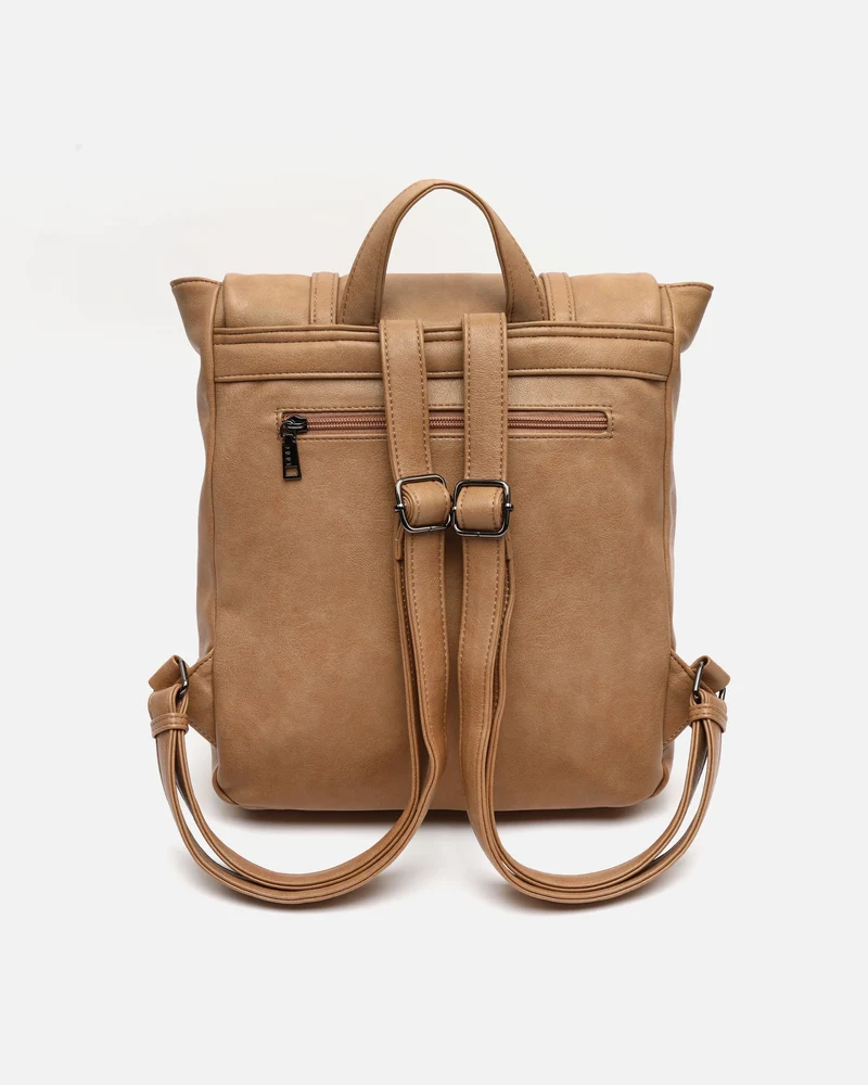 Carloti mochila con solapa