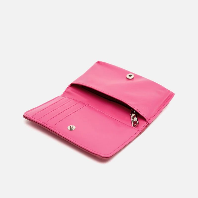 Artis tarjetero con acabado metalizado ED.