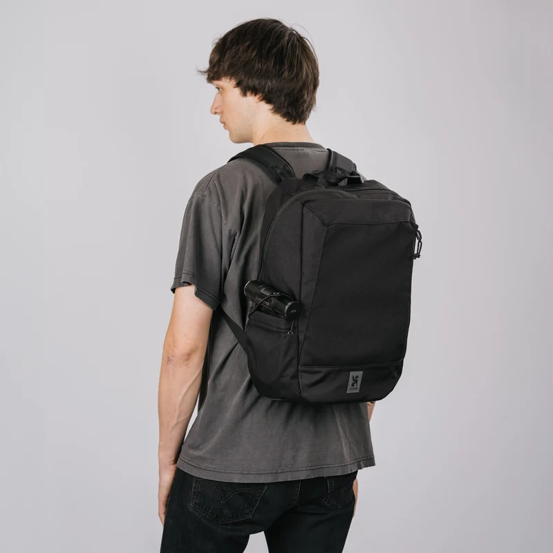 Chrome Recruit 22L - Mochila 16" 46 cm (black)