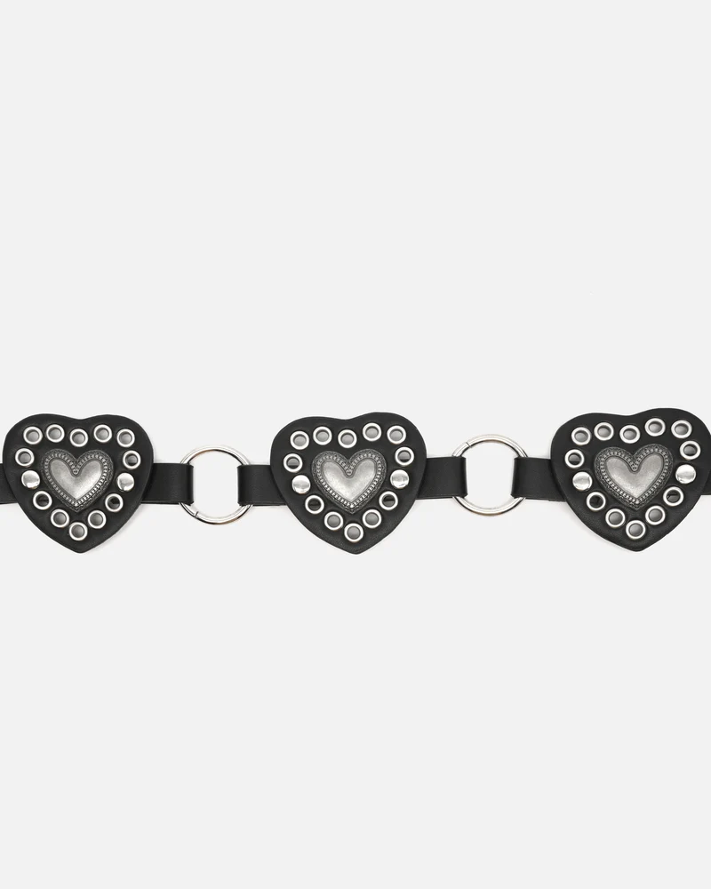 Macu cinturón con detalles en forma de corazón