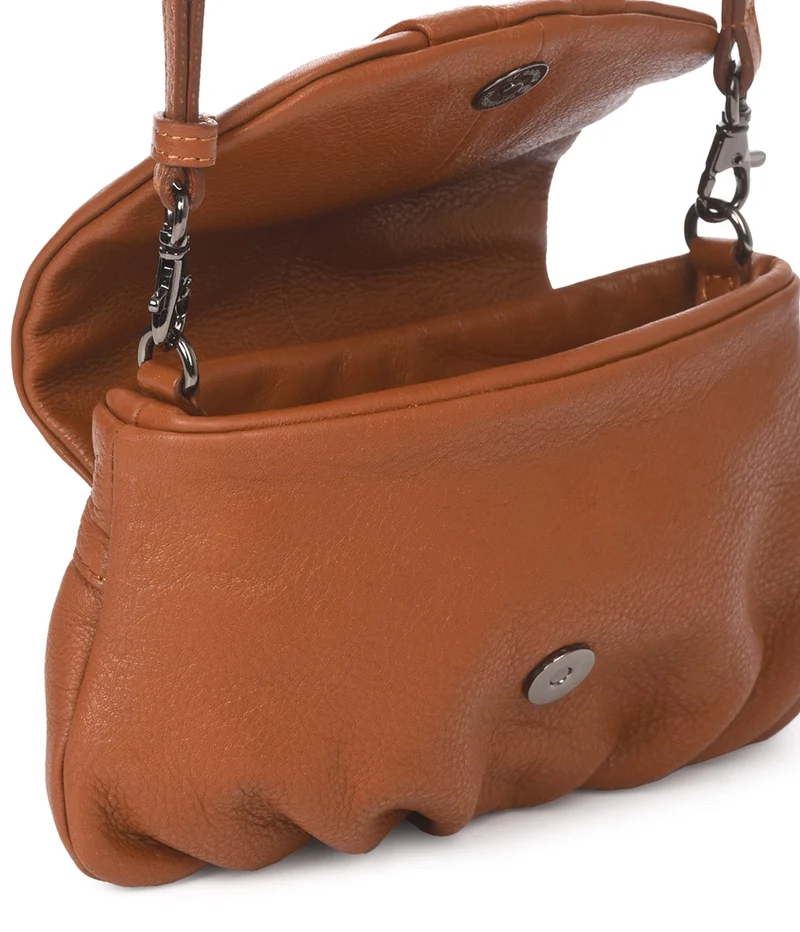 Bandolera pequeña de piel THB Scallop