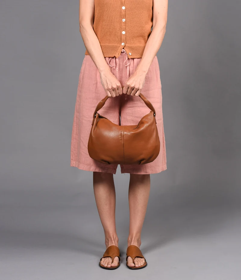 Bolso de mano pequeña de piel THB Slash