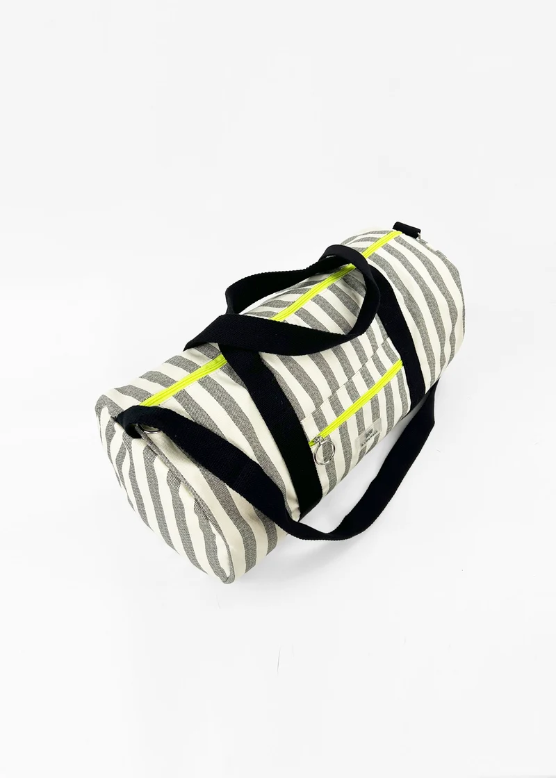 Grey Stripes bolsa de deporte y viaje