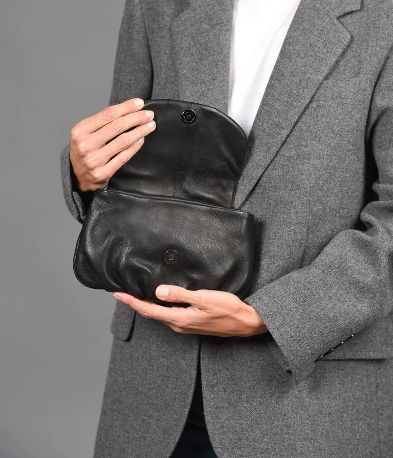 Bandolera pequeña de piel THB Scallop