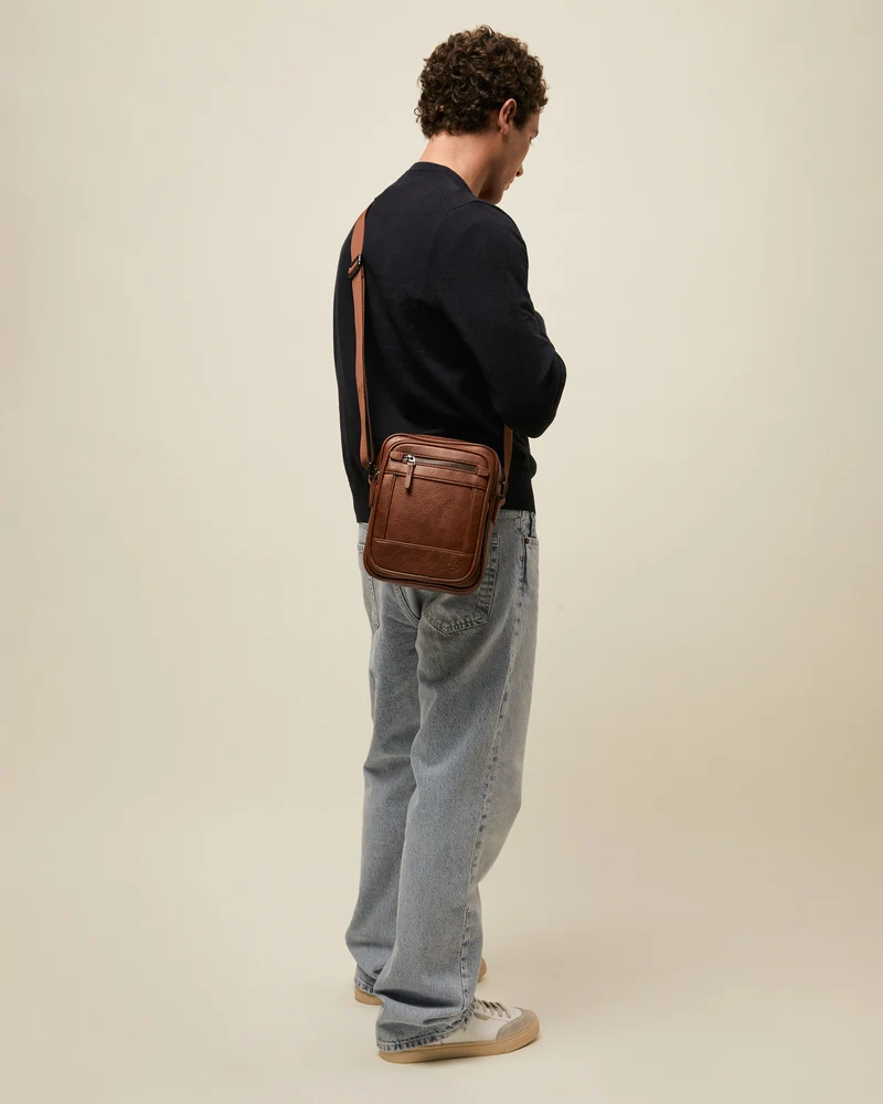 Tomas bolso bandolera