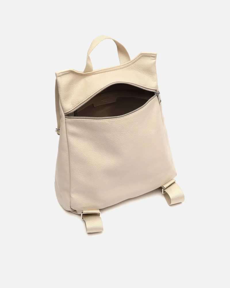 Zaba mochila antirrobo con detalles metálicos