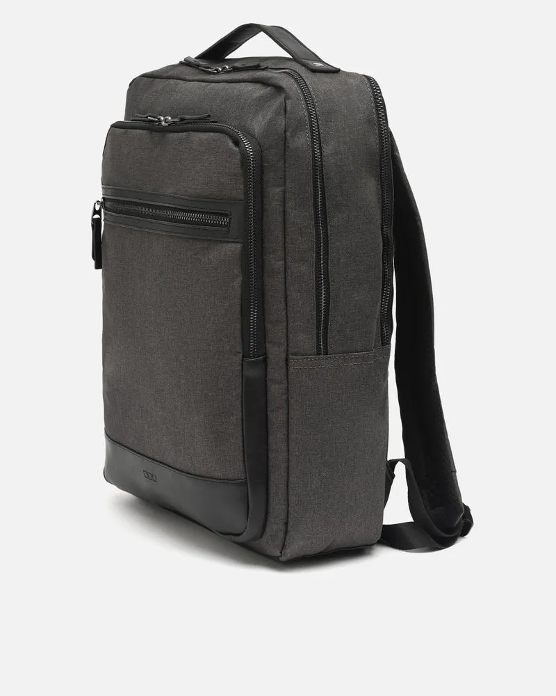 Odin mochila con bolsillo para portátil 15.6 pulgadas
