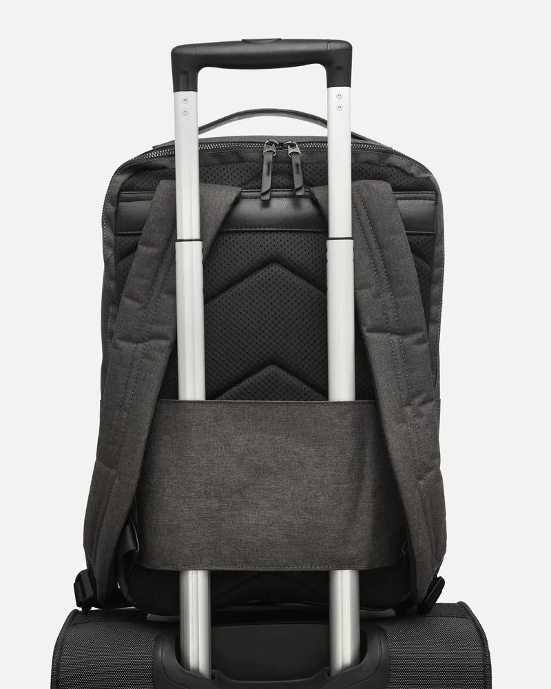 Odin mochila con bolsillo para portátil 15.6 pulgadas