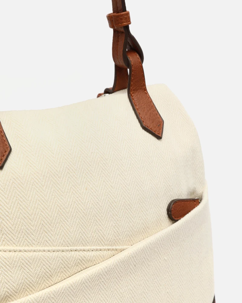 Nia mochila antirrobo de tela