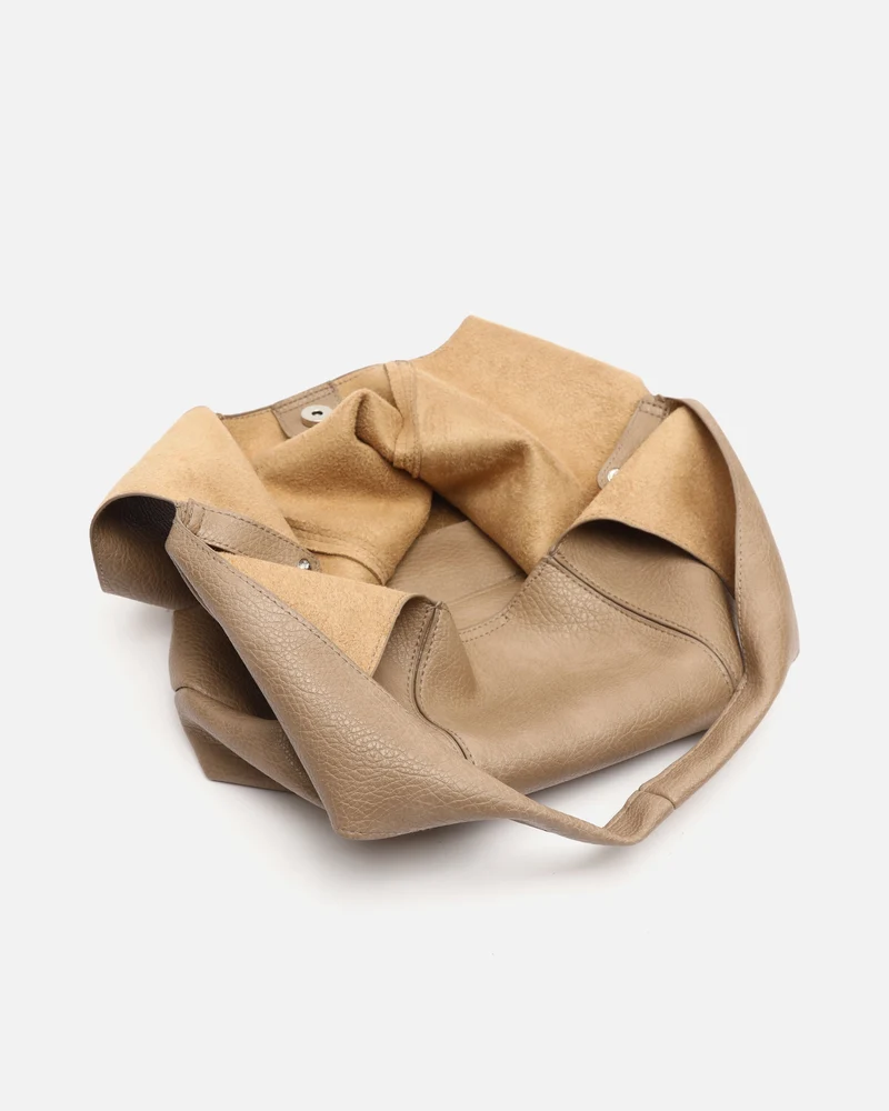Dumo bolso hobo con neceser extraíble