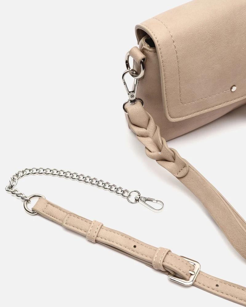 Nuro bolso bandolera pequeño con solapa