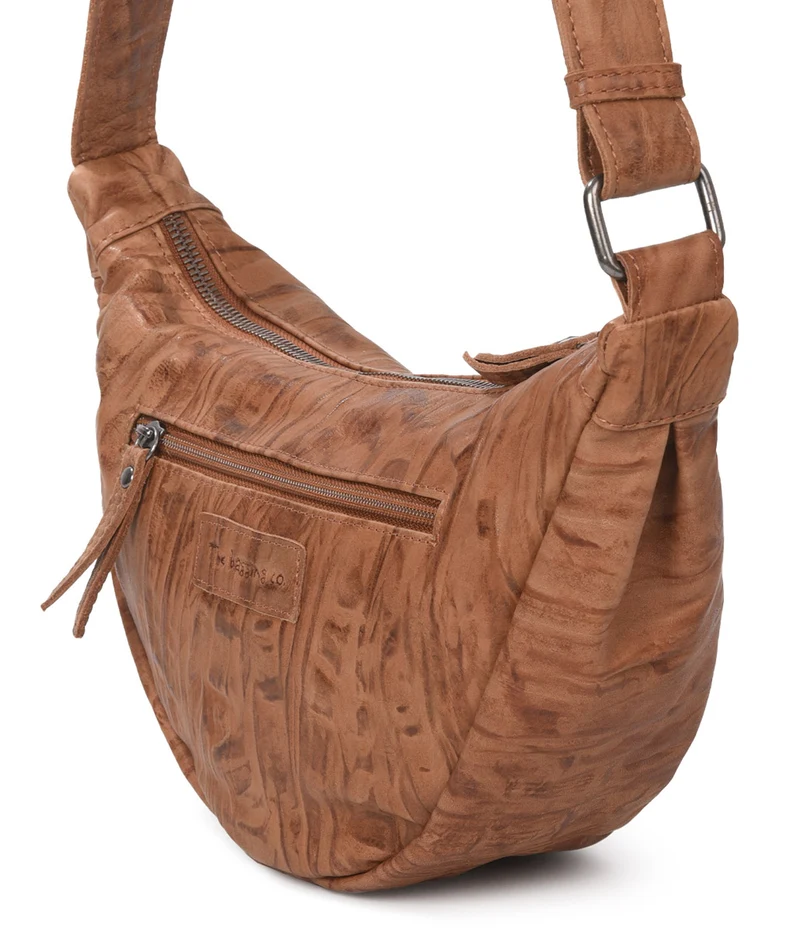 Bandolera medialuna de piel THB Sagano