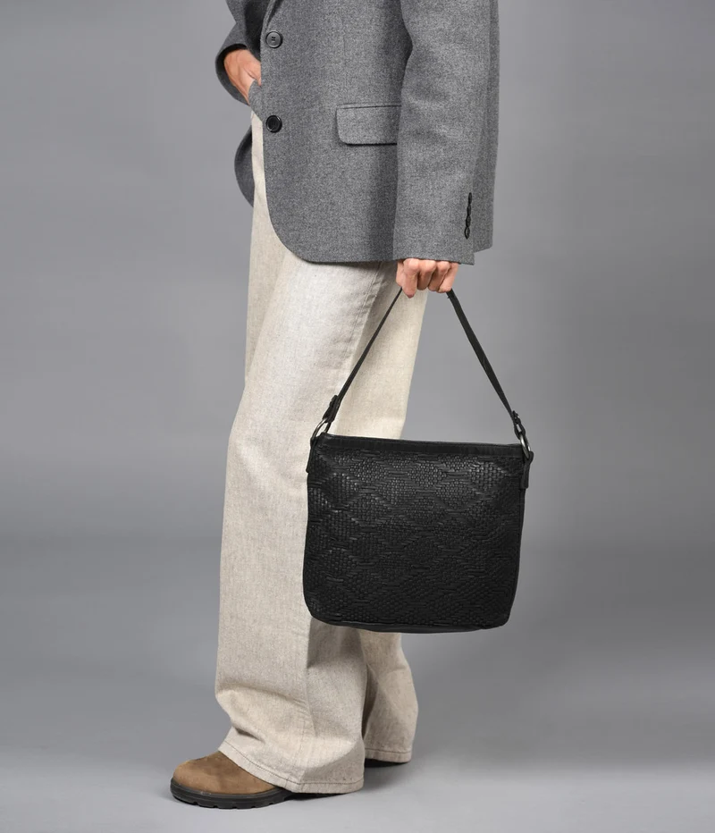 Bolso de hombro de piel THB Cross