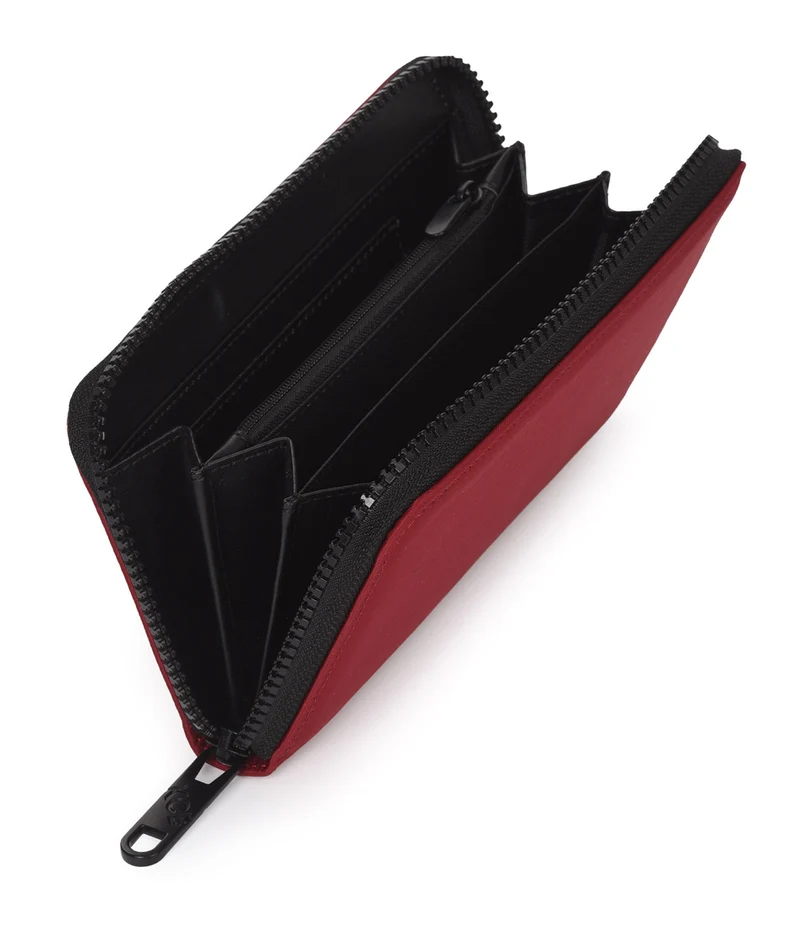 Cartera zip around KCB Maze