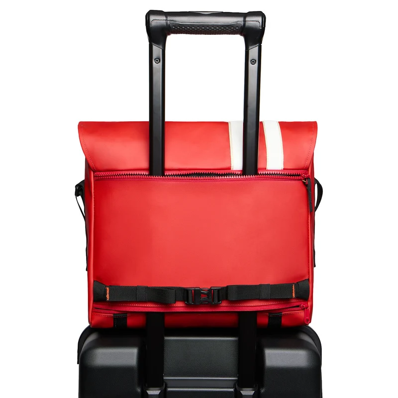 Vaude Aguni Messenger - Bolso bandolera 13" 36 cm (red)