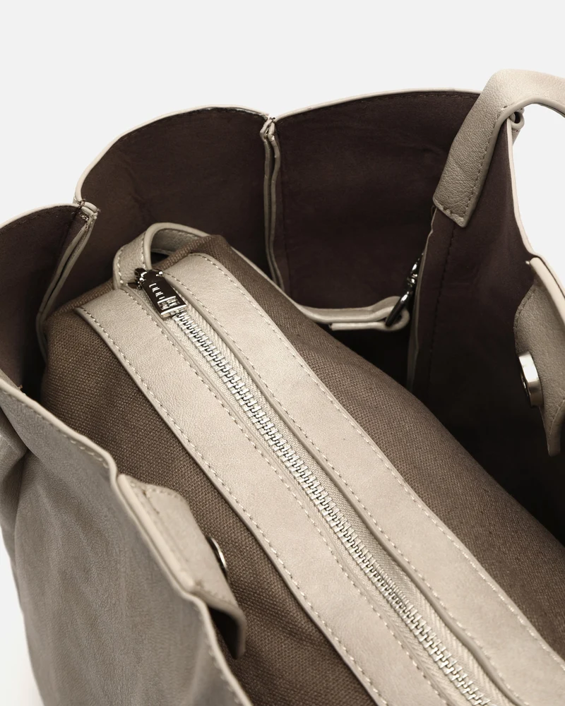 Giseli bolso shopper grande con neceser extraíble ED.