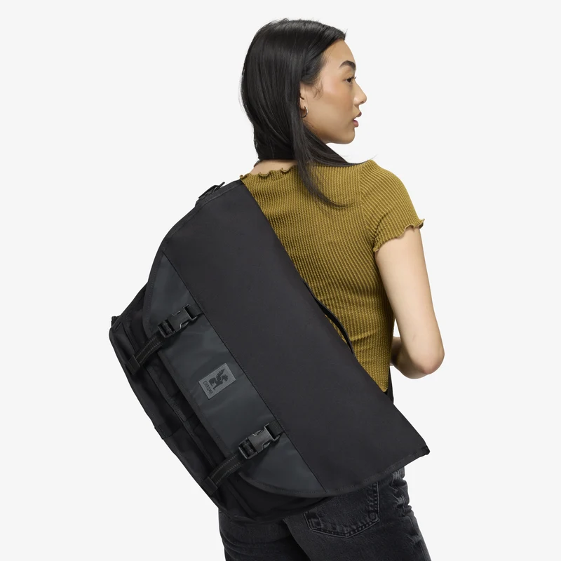 Chrome Citizen 24 - Bolso bandolera 16" 58 cm (black)
