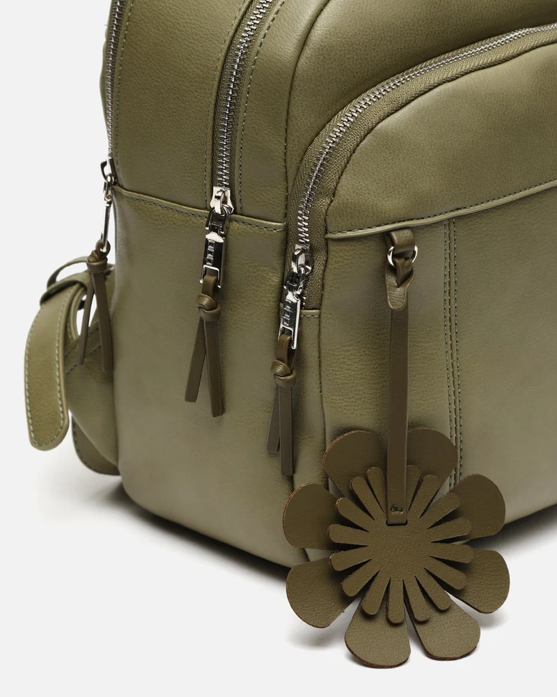 Filiberti mochila con detalle colgante ED.