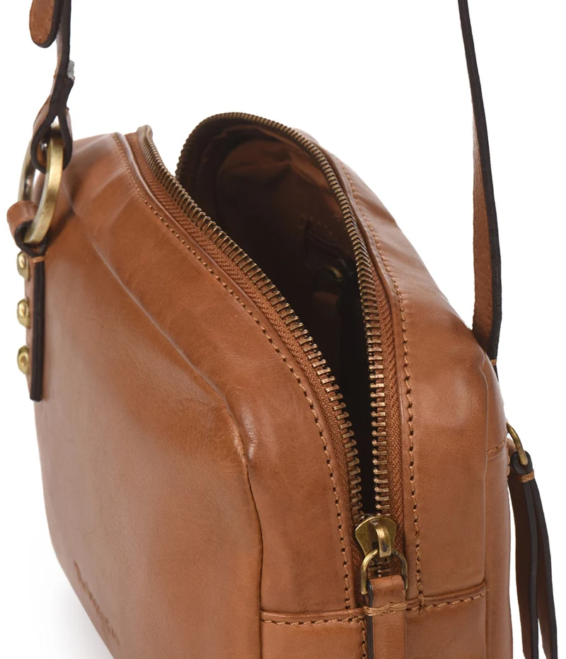 Bandolera mediana de piel THB Slim
