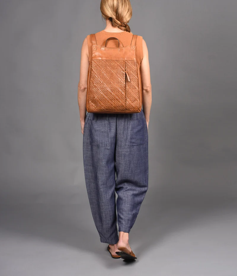 Mochila antirrobo de piel THB Plait