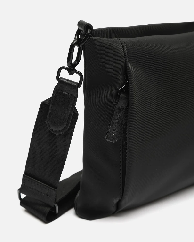 Danela bolso bandolera pequeño en nylon