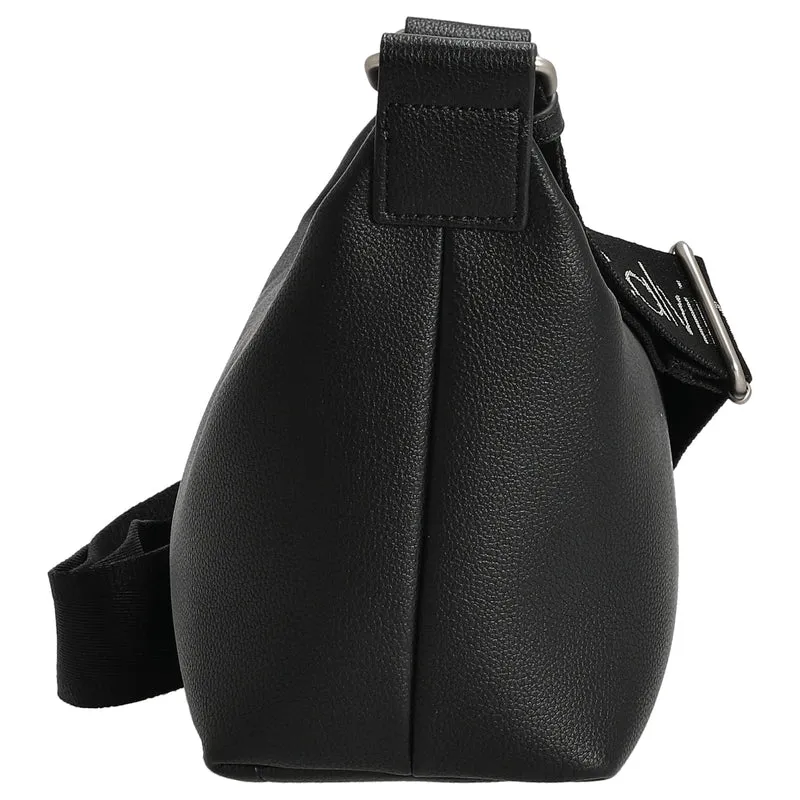 Calvin Klein Ultralight - Bolso bandolera 21 cm (schwarz)