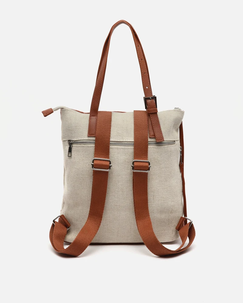 Narcisa mochila antirrobo con asas para el hombro y estampado patchwork efecto desgastado ED.