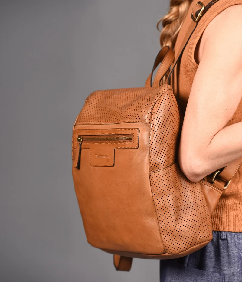 Mochila antirrobo de piel THB Hole