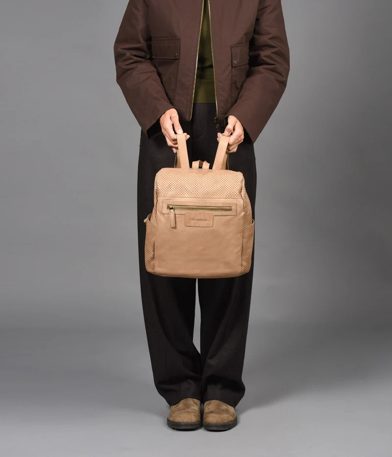 Mochila antirrobo de piel THB Hole