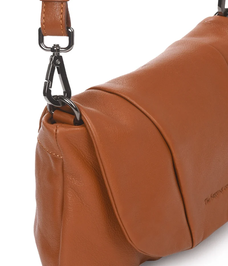 Bandolera grande de piel THB Scallop