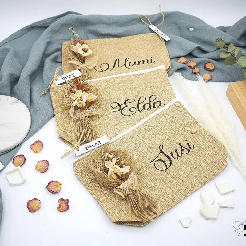 Regalo personalizado mujer con nombre y flores artesanales