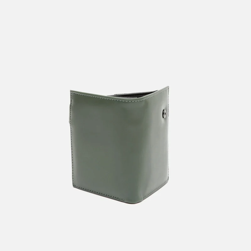 Ikaro cartera vertical con compartimento de billetes y tarjertas ED.