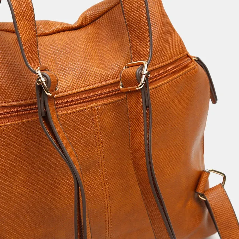 Engri mochila antirrobo con detalles metálicos