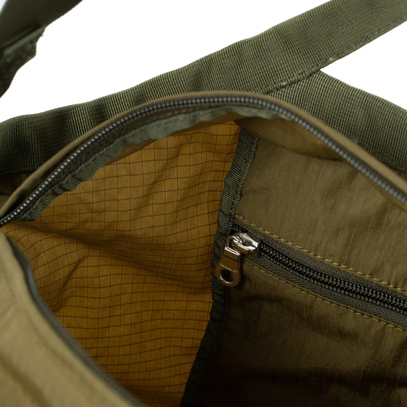 Sandqvist Grid Expandable - Bolso bandolera ext. (olive)