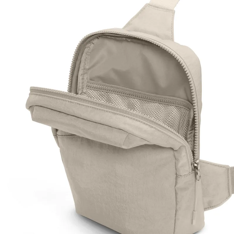 Nike Aura - Bolso bandolera 28 cm (cream/metallic)