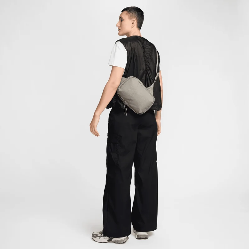 Nike Aura - Bolso bandolera 28 cm (cream/metallic)