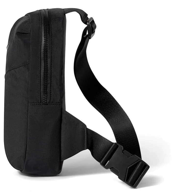 Nike Aura - Bolso bandolera 28 cm (schwarz/gunmetal)