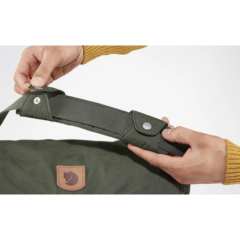 Fjällräven Greenland Shoulder Bag - Bolso de hombro 39 cm (deep forest)